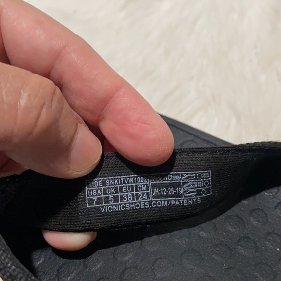 Vionic Sandals - Picture 5 of 5